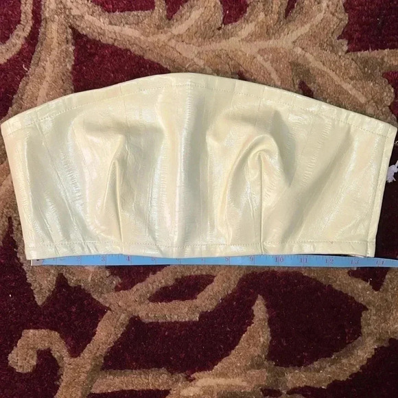 Good American Faux Leather Bandeau Top, Key Lime. Size 2. NEW WITH TAGS! - Picture 11 of 16
